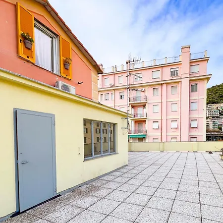 Rifugio Al Mare Апартаменты Генуя